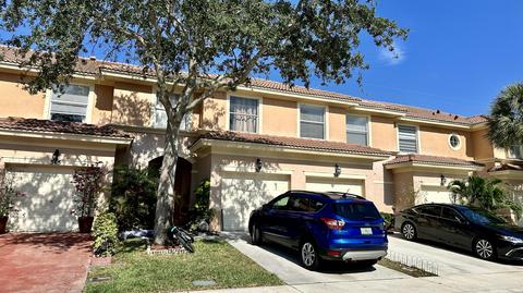 317 River Bluff Ln, Royal Palm Beach, FL 33411