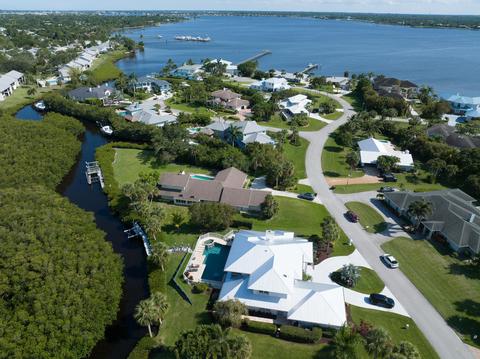 2345 NW Bay Colony Dr, Stuart, FL 34994