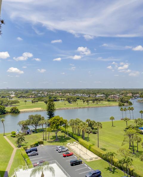336 Golfview Rd #1112, North Palm Beach, FL 33408