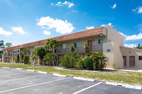 6028 Forest Hill Blvd #101, West Palm Beach, FL 33415