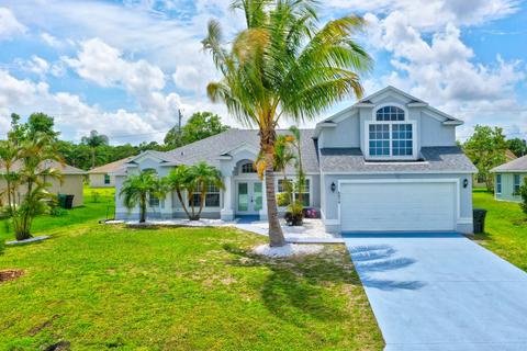 6859 NW Dragon St, Port Saint Lucie, FL 34983