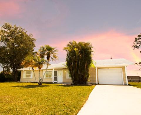 1331 SW Prairie Cir, Port Saint Lucie, FL 34953