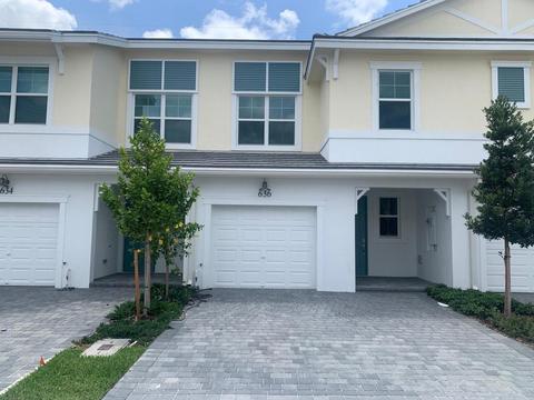 636 Parsons Way, Deerfield Beach, FL 33442