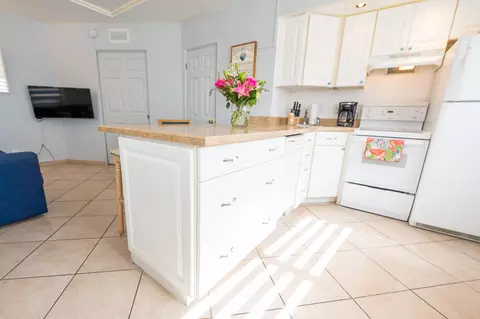 3401 NE 10th St #1, Pompano Beach, FL 33062