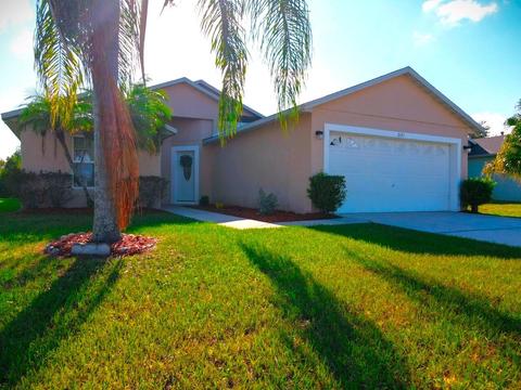 2439 Hybrid Dr, Kissimmee, FL 34758