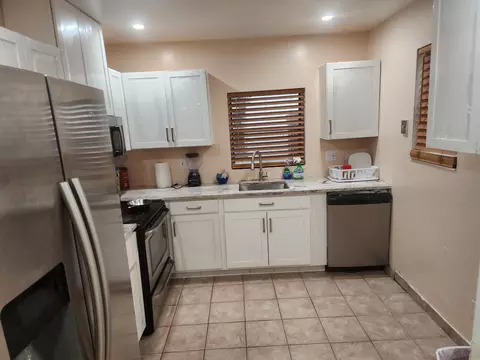 1891 Abbey Rd, West Palm Beach, FL 33415