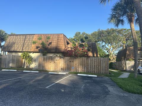 4063 Palm Bay Cir #B, West Palm Beach, FL 33406