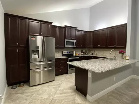 902 Timberlane Cir #9B, Greenacres, FL 33463