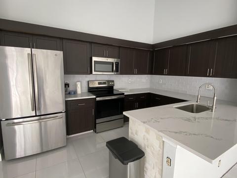 204 Timberlane Cir #2D, Greenacres, FL 33463
