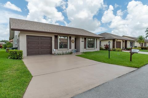 6311 White Sabal Palm Ln, Greenacres, FL 33463