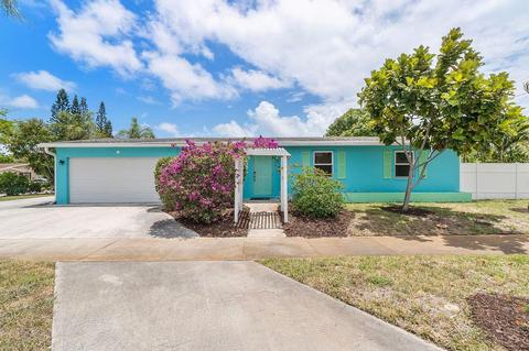 102 SW 7th St, Boynton Beach, FL 33426
