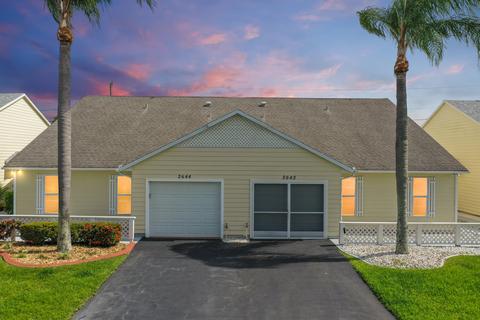 2642 SE Tropical East Cir, Port Saint Lucie, FL 34952