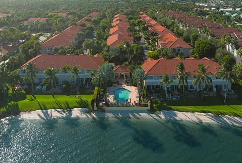 118 Las Brisas Cir, Hypoluxo, FL 33462