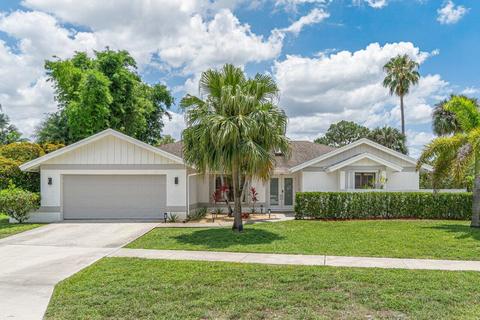 1147 Barnstaple Cir, Wellington, FL 33414