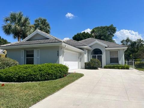 5288 SE Sweetbrier Ter, Hobe Sound, FL 33455