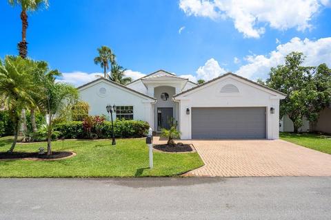 4772 NW 7th St, Deerfield Beach, FL 33442