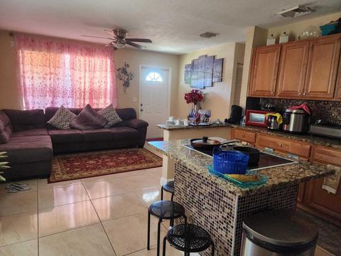 1366 10th St, West Palm Beach, FL 33401