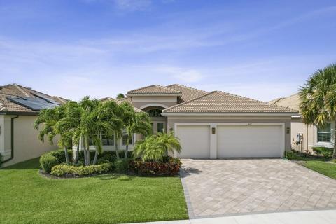 8219 Alpine Ridge Rd, Boynton Beach, FL 33473