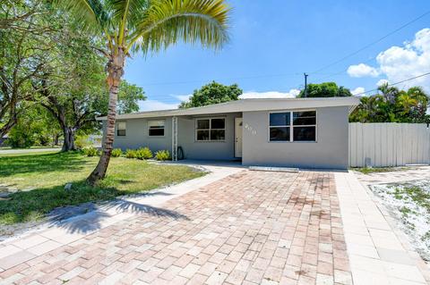 300 NW 38th St, Pompano Beach, FL 33064