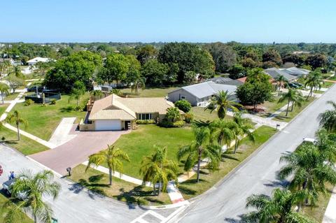 1802 SE Hanby Ave, Port Saint Lucie, FL 34952