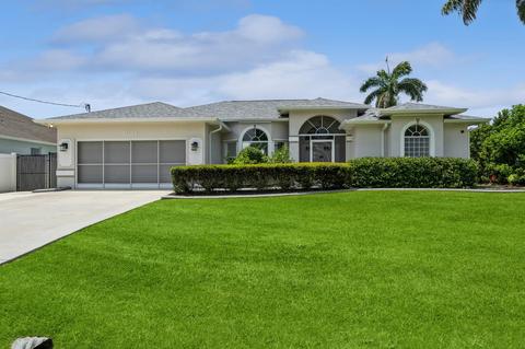 1534 SW Lexington Dr, Port Saint Lucie, FL 34953