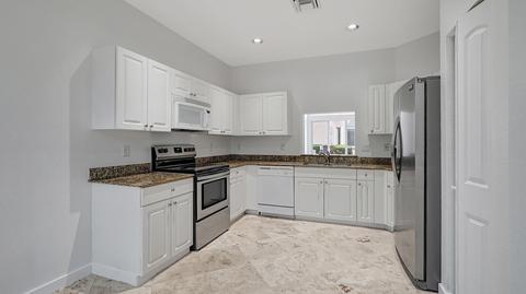 8181 S Madison Lakes Cir S, Davie, FL 33328