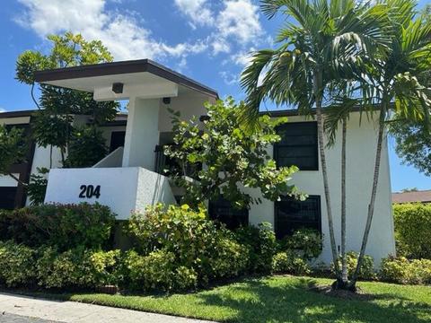 204 Lake Pointe Dr #108, Oakland Park, FL 33309