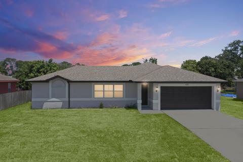 425 SE Karney Ter, Port Saint Lucie, FL 34983
