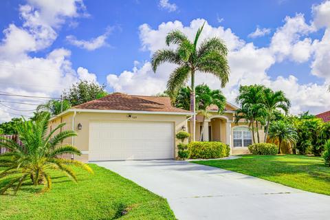 709 SW Jacoby Ave, Port Saint Lucie, FL 34953