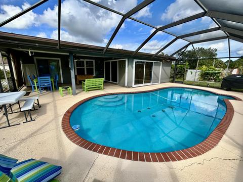 808 SW Jennifer Ter, Port Saint Lucie, FL 34953