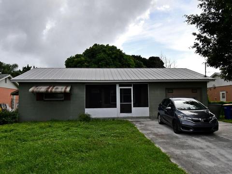 2914 S 10 St, Fort Pierce, FL 34950