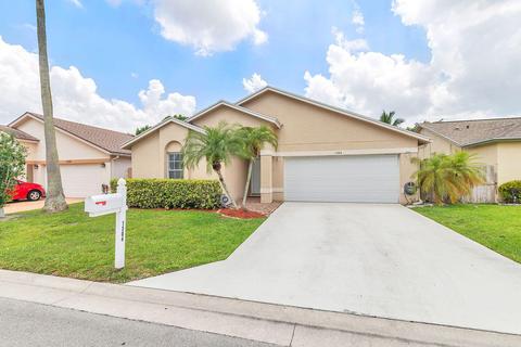 1304 Waterway Cove Dr, Wellington, FL 33414