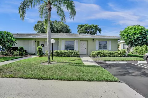 2520 Pansey Ln #D, Delray Beach, FL 33445