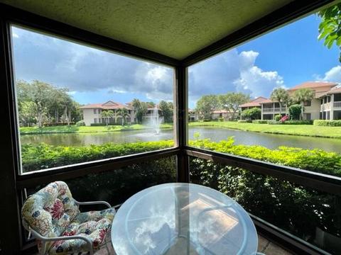 19261 Sabal Lake Dr, Boca Raton, FL 33434