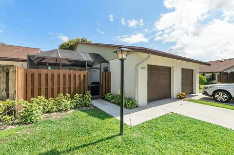 3780 Silver Lace Ln, Boynton Beach, FL 33436