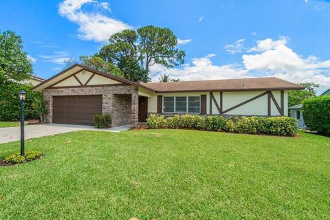 2107 Collier Ave, Lake Worth, FL 33461