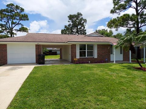 1402 SW Empire St, Port Saint Lucie, FL 34983