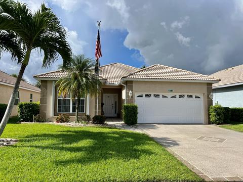 877 NW Sarria Ct, Port Saint Lucie, FL 34986
