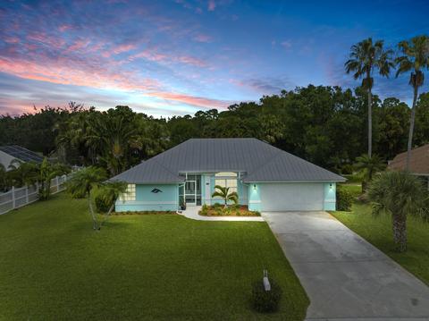 389 SE Southwood Trl, Stuart, FL 34997 photo 1