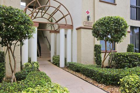 5155 Europa Dr #J, Boynton Beach, FL 33437