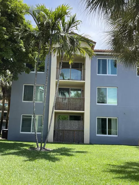 1101 Villa Cir #1101, Boynton Beach, FL 33435