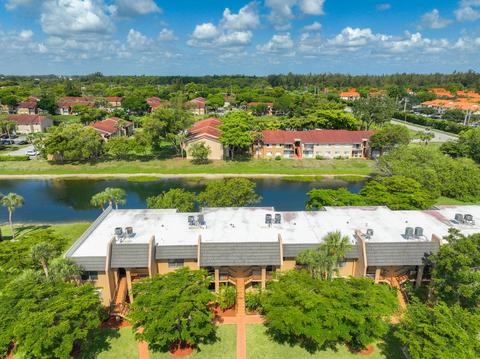 135 Lake Nancy Ln #134, West Palm Beach, FL 33411