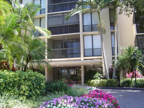 1826 Bridgewood Dr #1826, Boca Raton, FL 33434