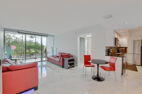 7786 Lakeside Blvd #633, Boca Raton, FL 33434