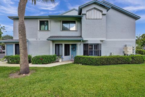604 Harbour Pointe Way, Greenacres, FL 33413