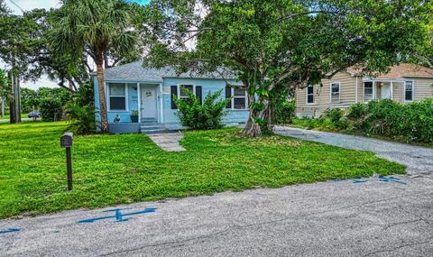 953 43rd St, West Palm Beach, FL 33407