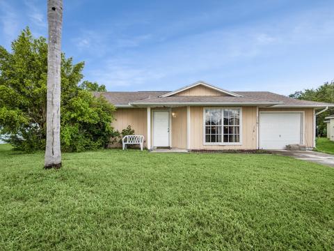 2061 SW Libra Ln SW, Port Saint Lucie, FL 34984