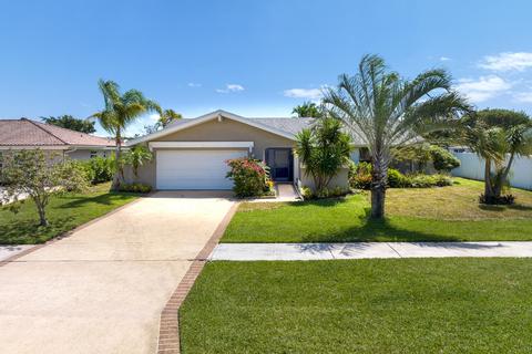 4302 Sugar Pine Dr, Boca Raton, FL 33487