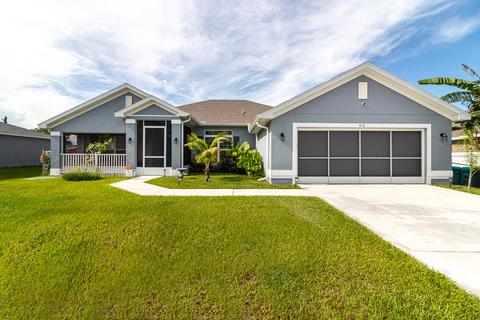 412 SE Airview Ave, Port Saint Lucie, FL 34984