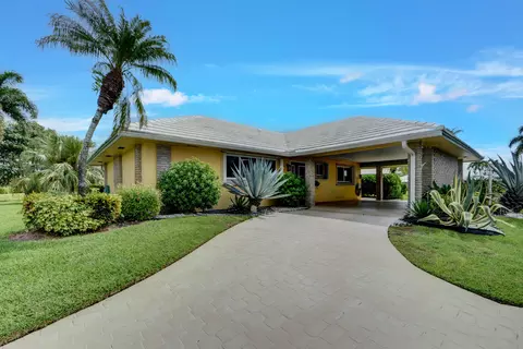 370 Yorktowne Cir, Atlantis, FL 33462